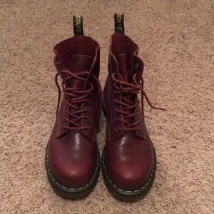 Maroon women’s Dr. Martens (pascal)